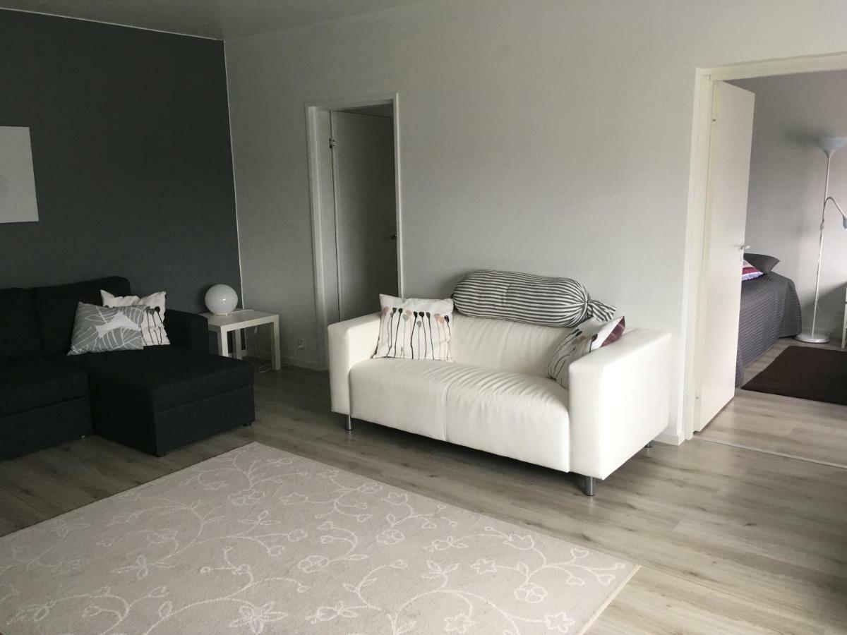 Apartment โรวานิเอมิ ภายนอก รูปภาพ