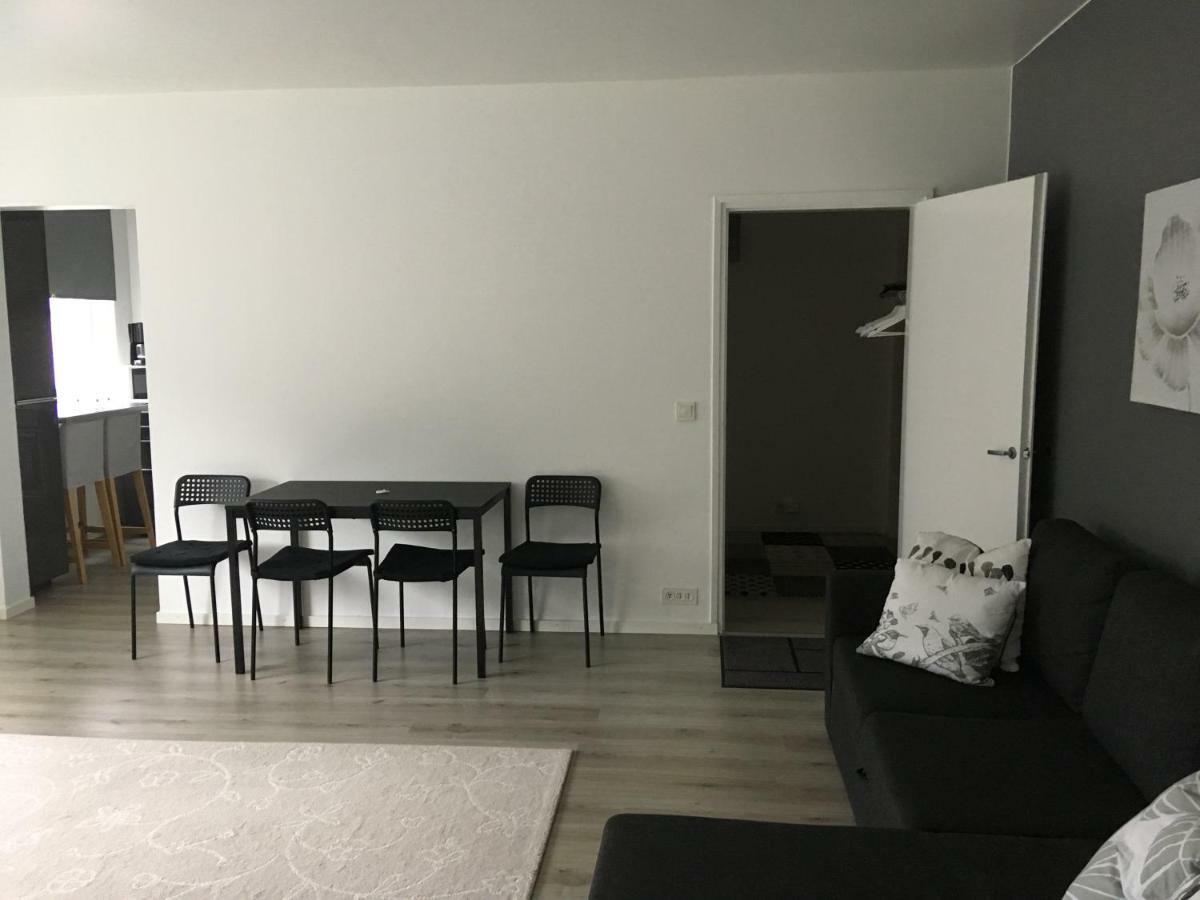 Apartment โรวานิเอมิ ภายนอก รูปภาพ